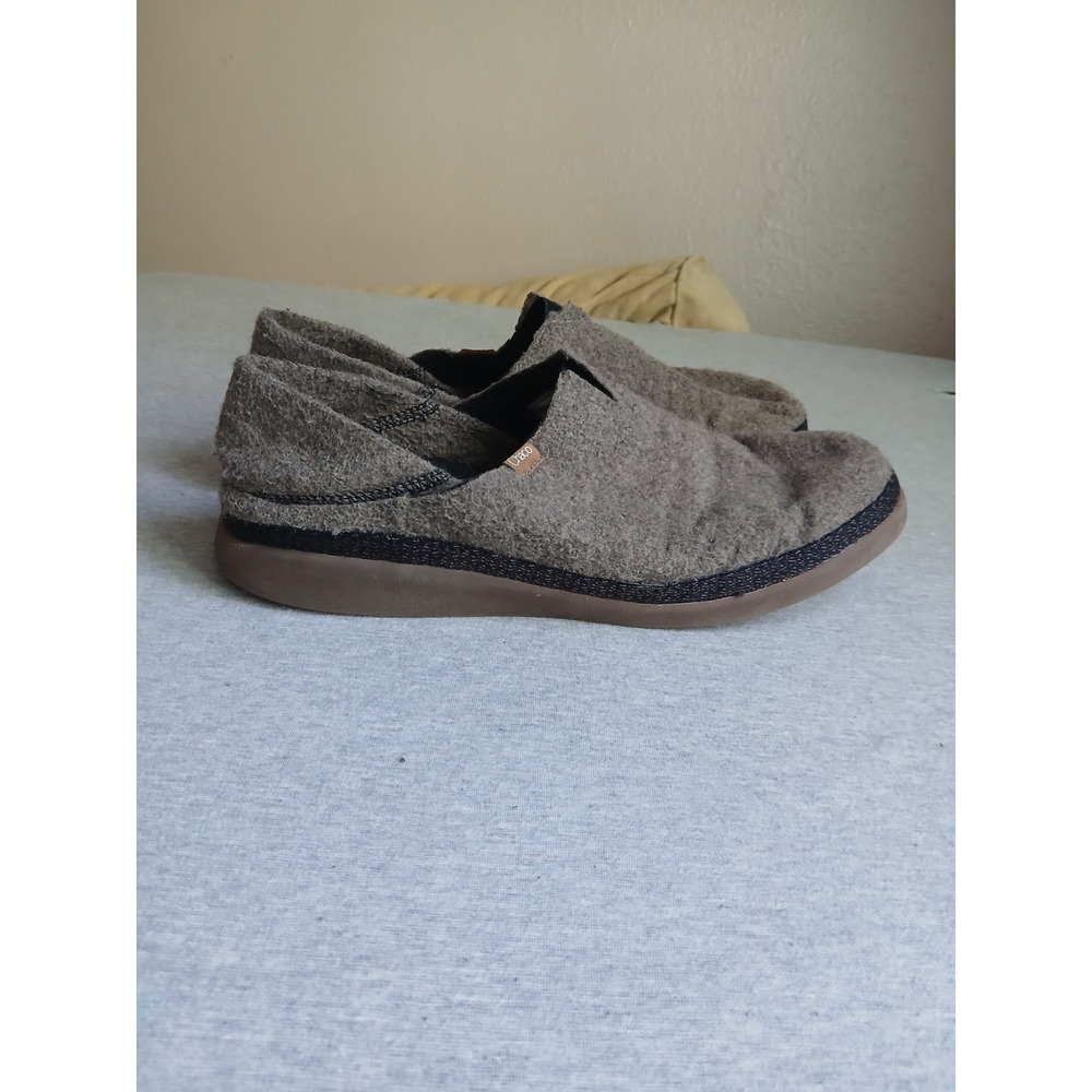 Chaco Shoes Mens 12 Revel Slippers Luv Seat Shearling Lined Felted Comfort